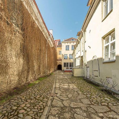 The End Of Alley Tallinn Bagian luar foto