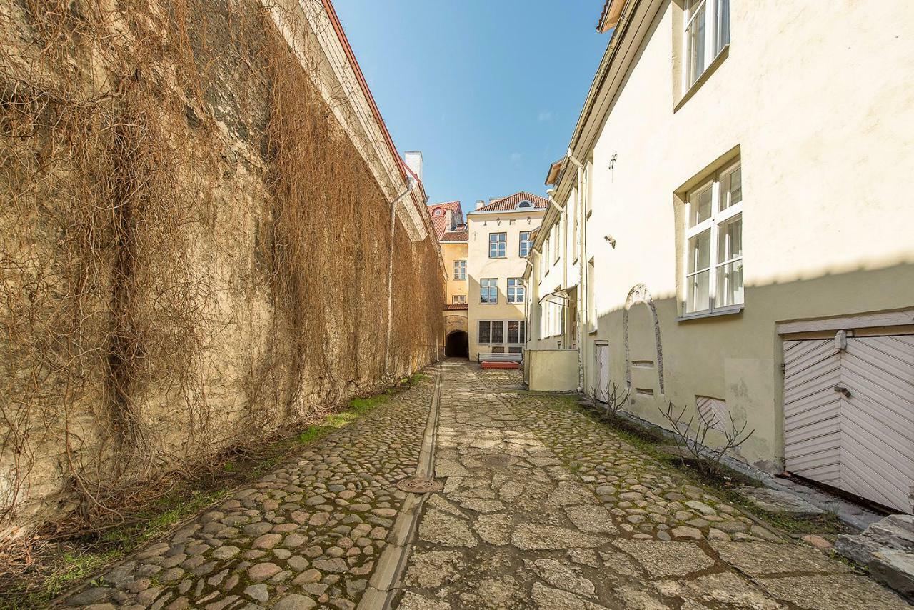 The End Of Alley Tallinn Bagian luar foto